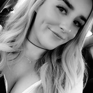 Meet your Posher, Caeley